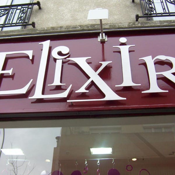 Lettres découpées