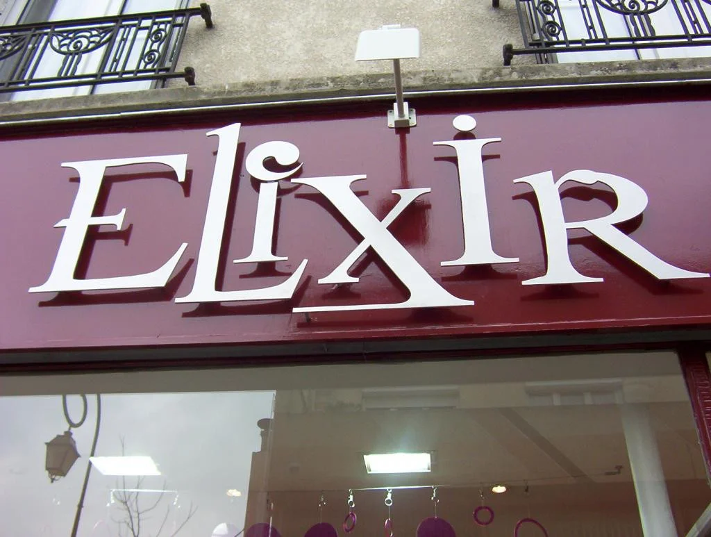 Enseigne lettres