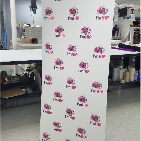 Im Hip Banner Stand