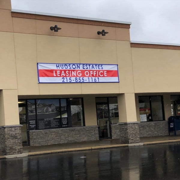 Hudson Sign