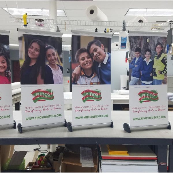 El Ninos Table Banner Stands 1