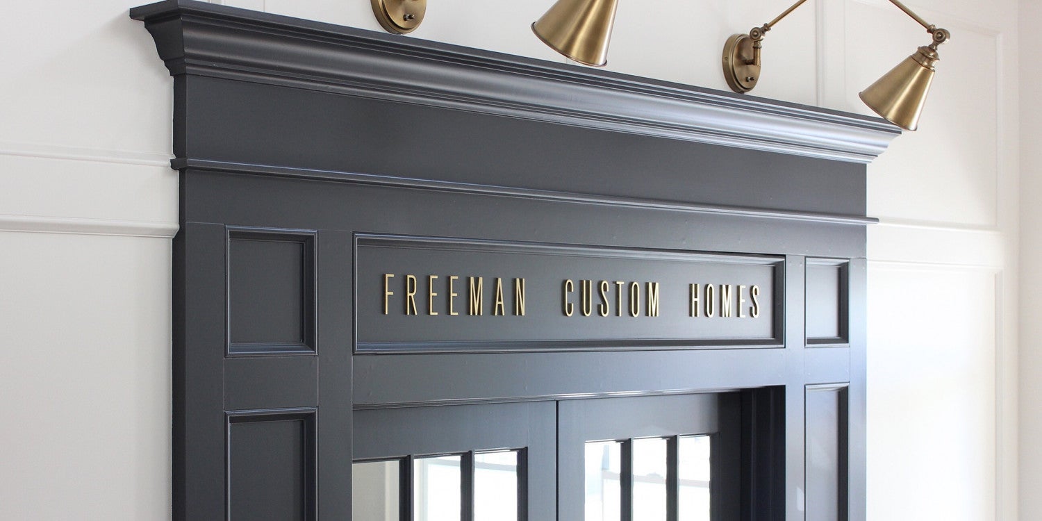 Dimensional Lettering