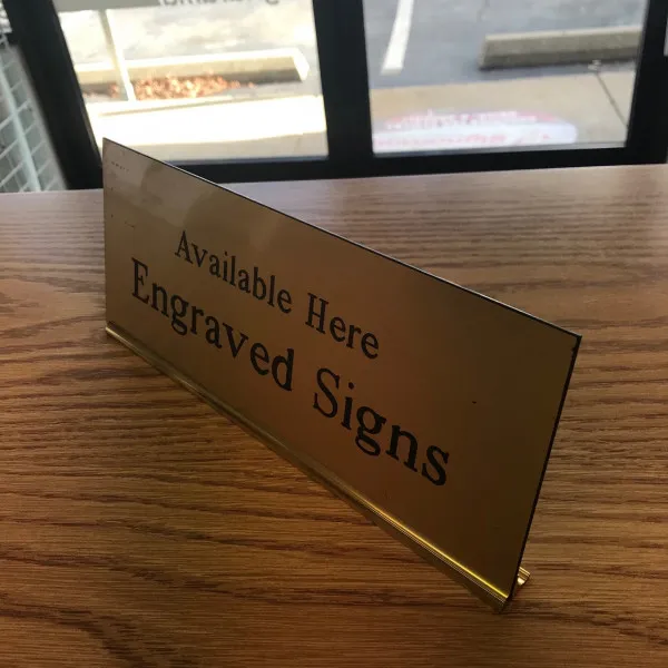 Engraved Desk Plate Holder