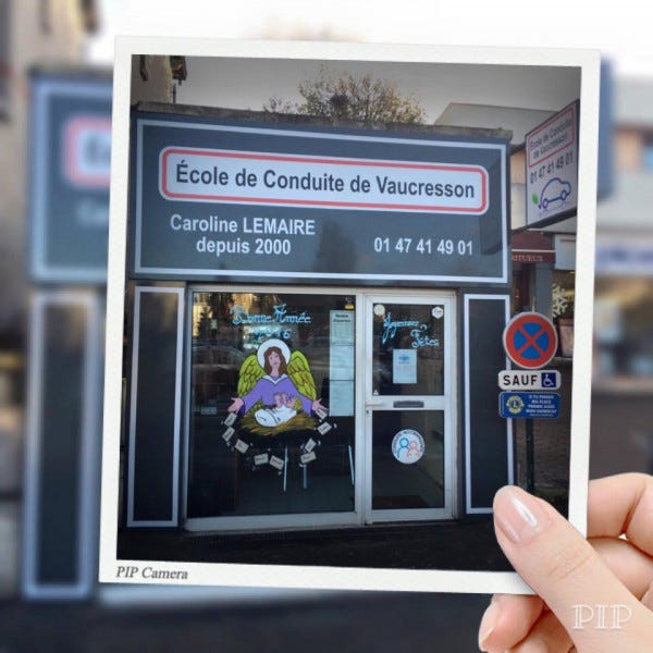 Habillage facade en tole laquée avec décoration