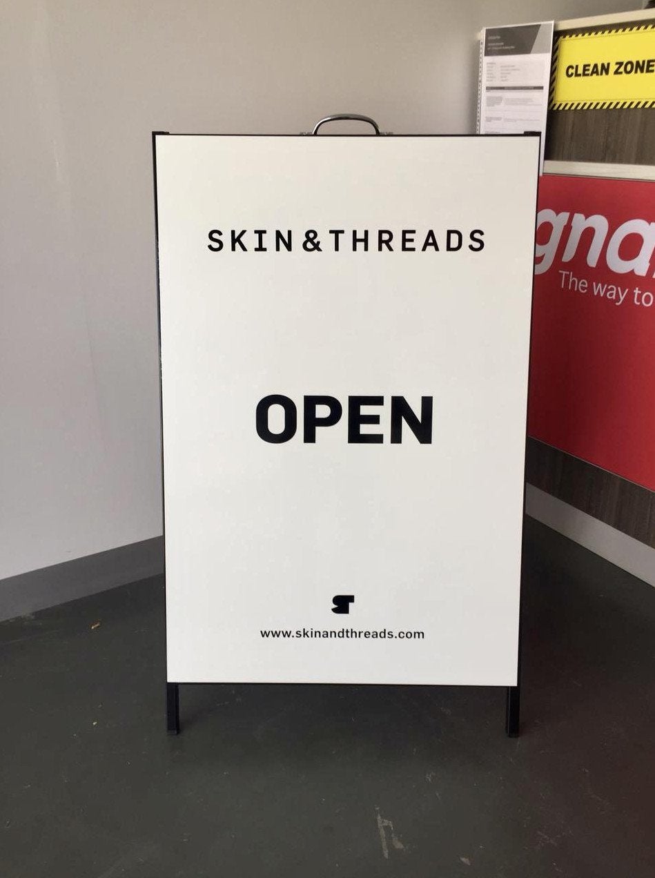 Lightbox & A-Frames - Skin & Threads