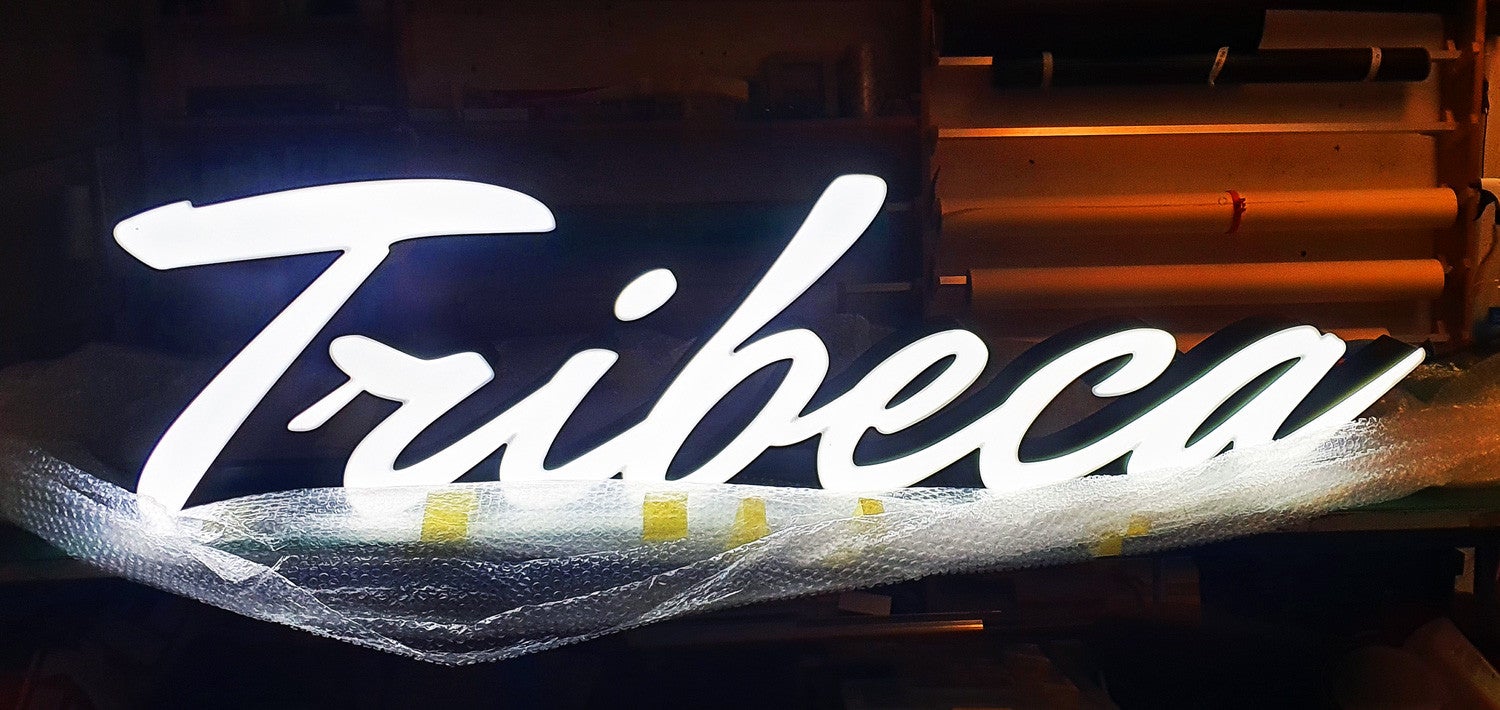 CAISSON LETTRES LUMINEUSES RÉTRO ÉCLAIRÉES