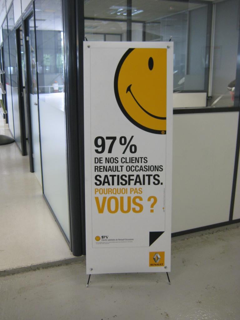  Signarama Moulins vous propose le X-banner pour habiller votre stand  !