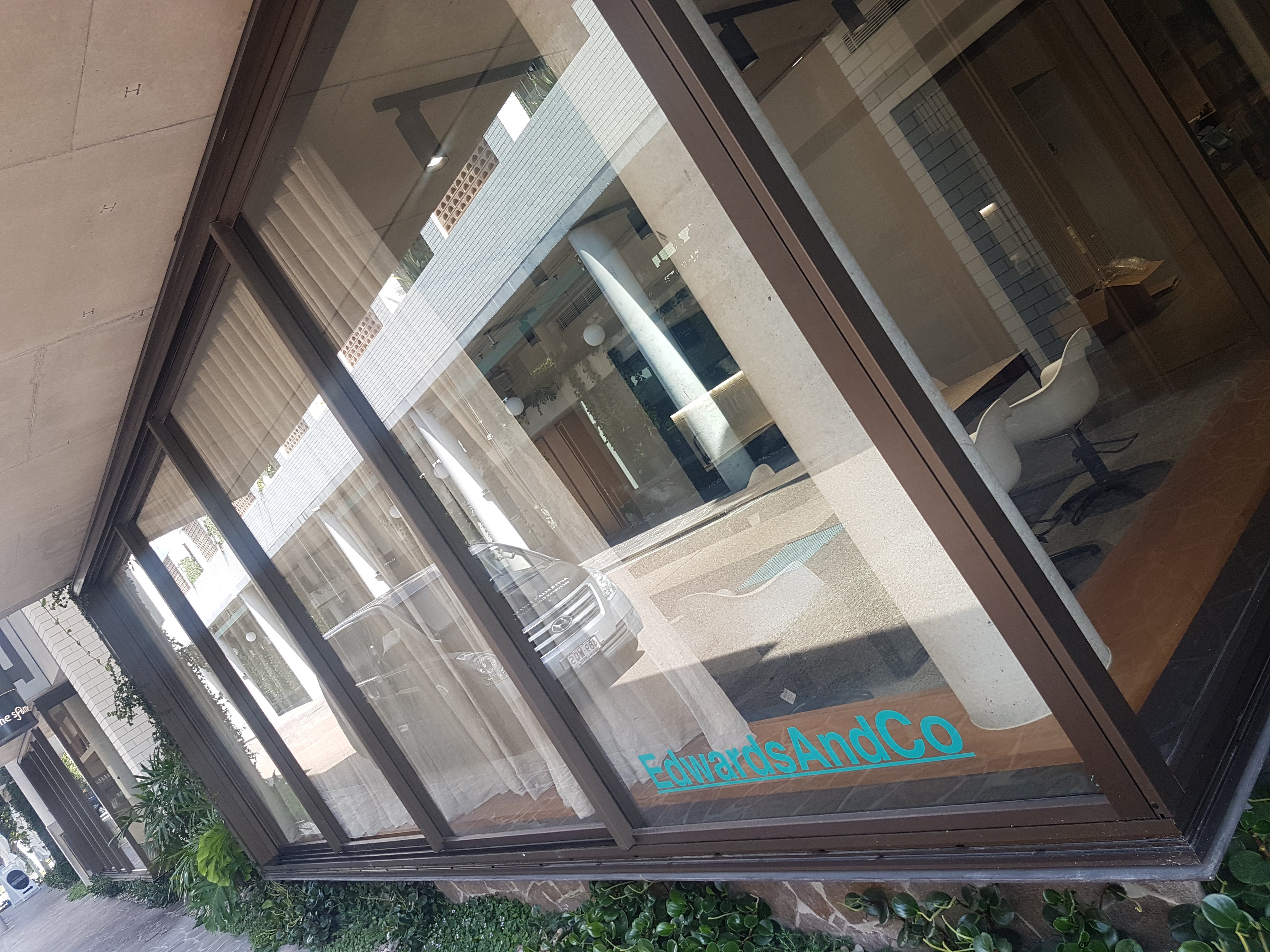 Edwards and Co Vinyl Lettering - Signarama Sydney CBD South