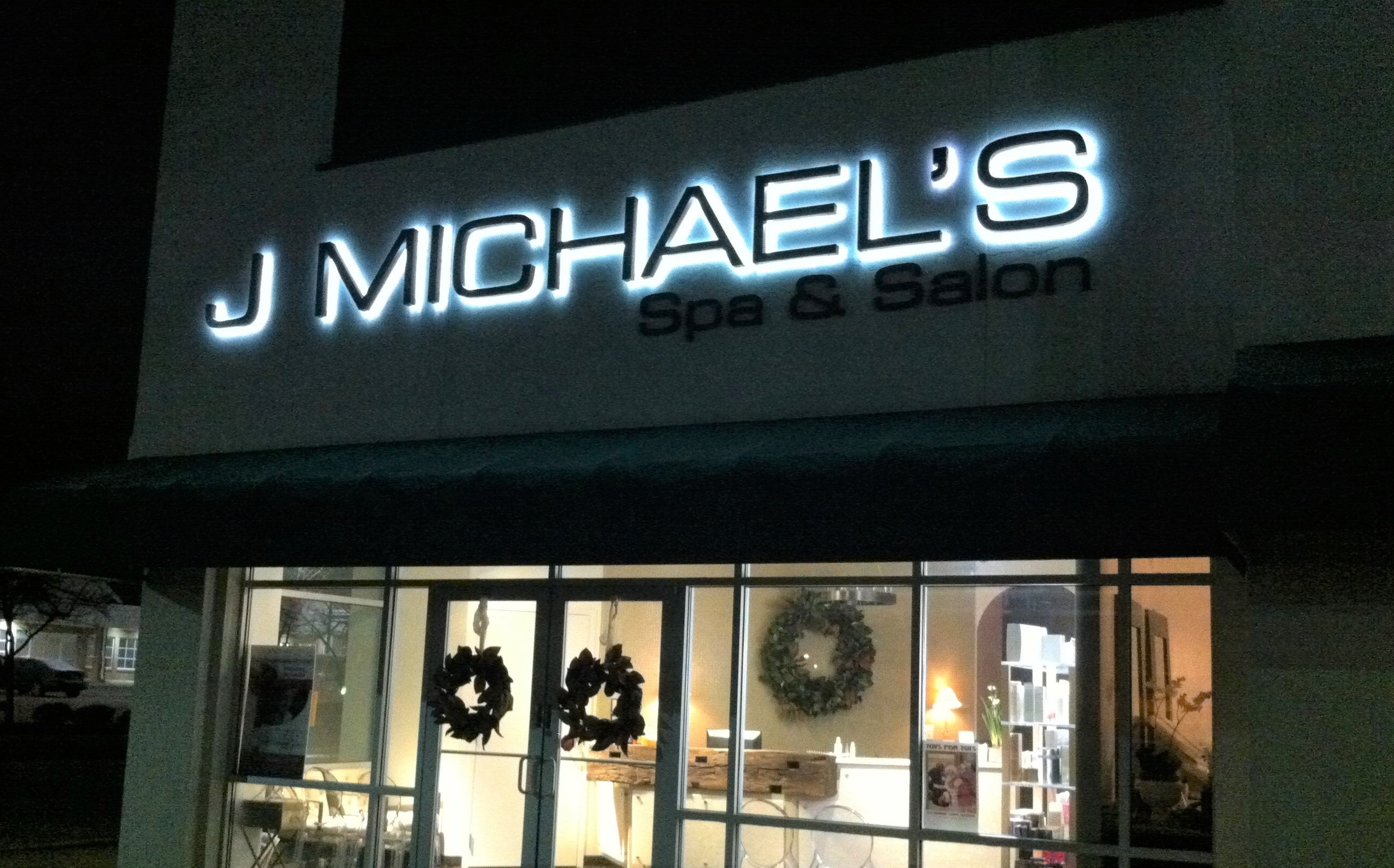Custom Business Signs in Chelmsford