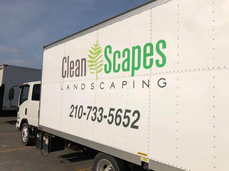 Truck Signs & Signage
