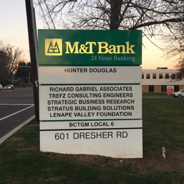 Pylon Sign - 601 Dresher Road