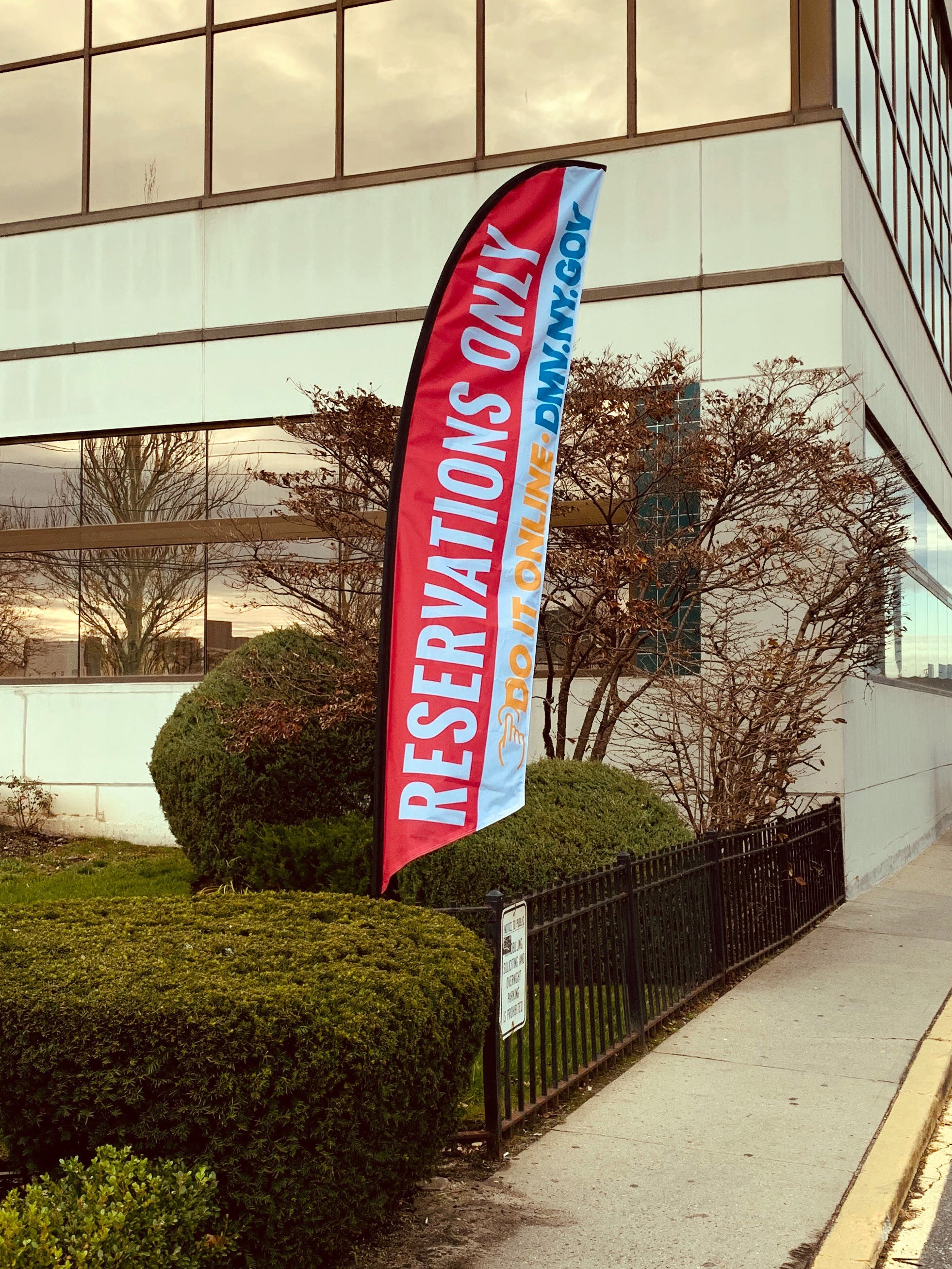 Custom Outdoor Signs for New Businesses | Team Hicksville