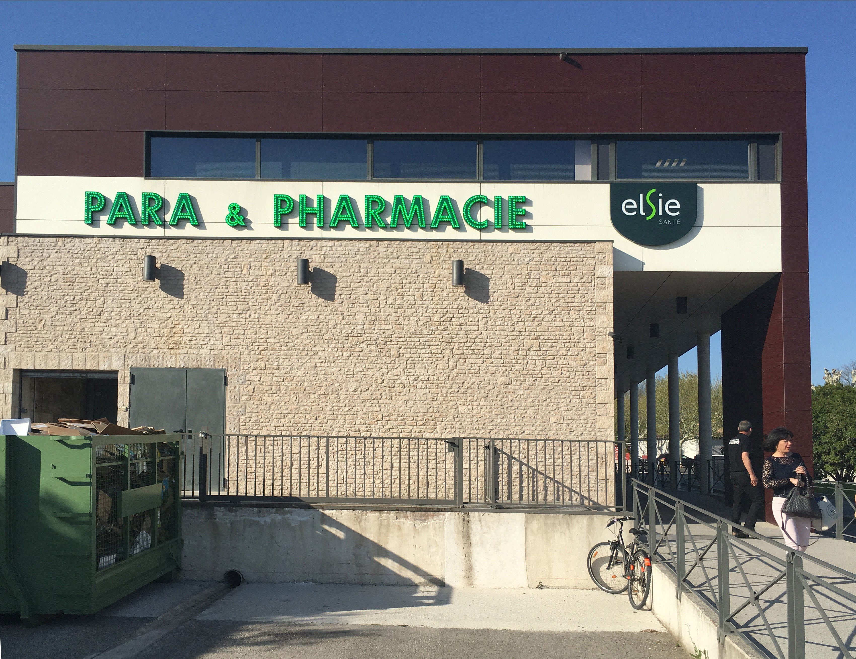 ENSEIGNE SIGNALETIQUE MARQUAGE
