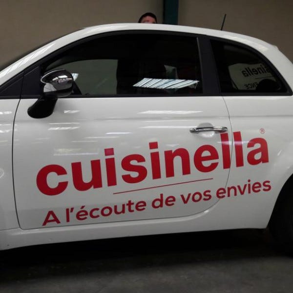 covering vehicule cuisinella valence signarama