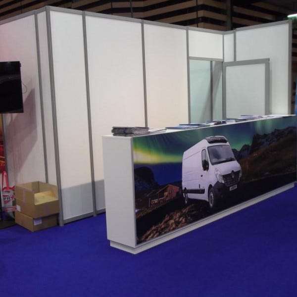 Cadre Vector Personnalisé Salon- PIERRELAYE