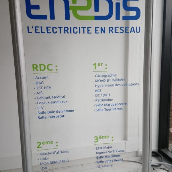 Totem d'orientation pour batiment- AMIENS