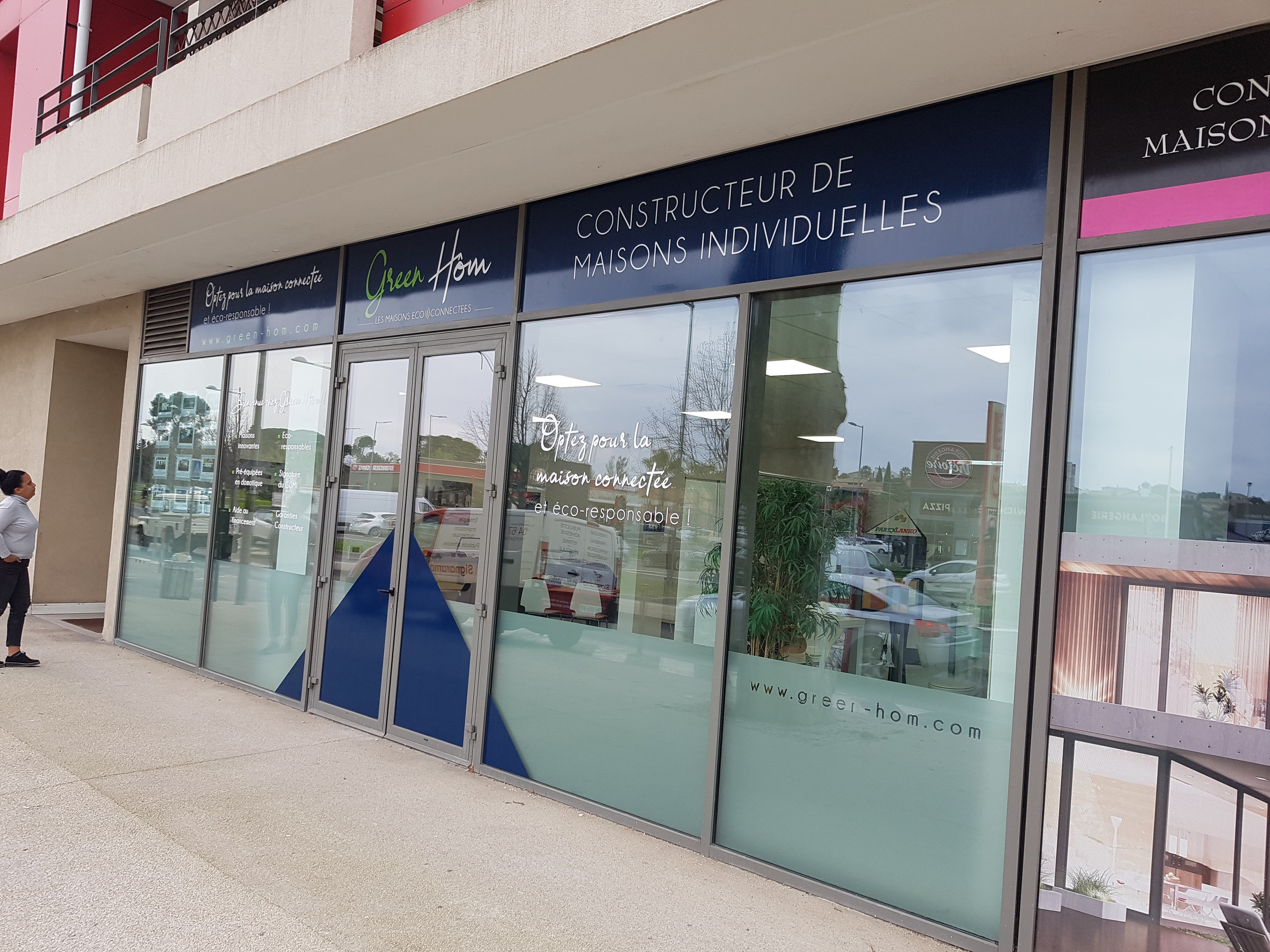 REALISATIONS PUBLICITAIRES ENSEIGNES