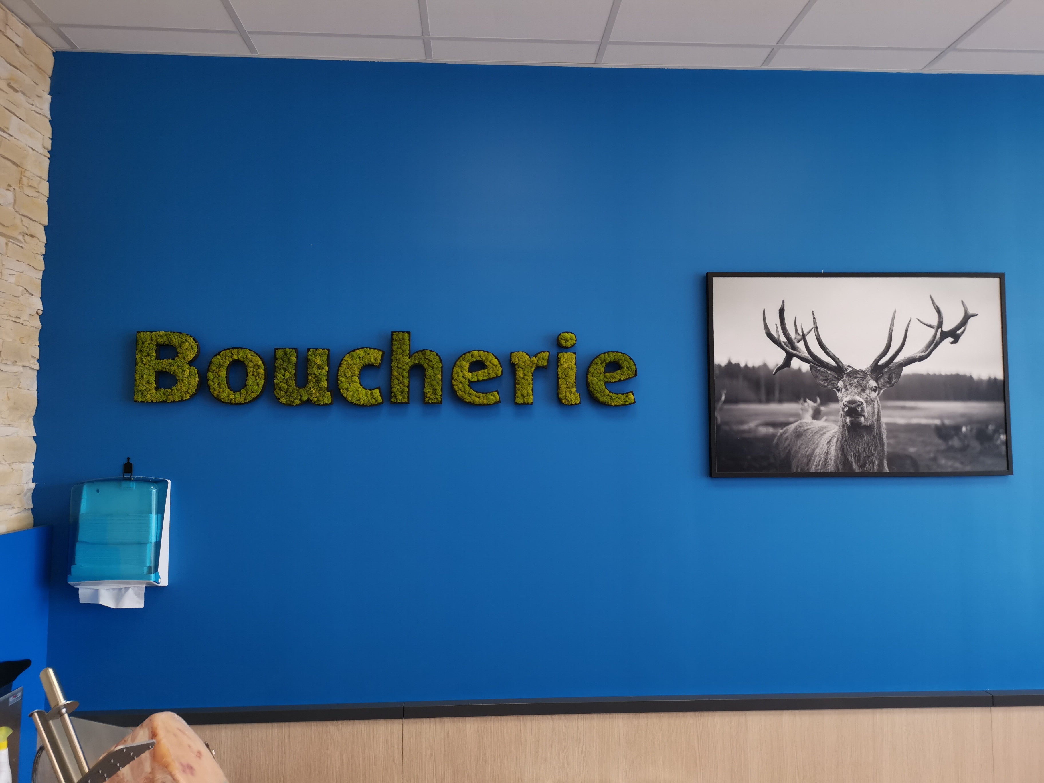 Nouvelle Signalétique intérieure Chez Vincent - Boucher - Charcutier - Volailler situé à Bener - Signarama Le Mans
