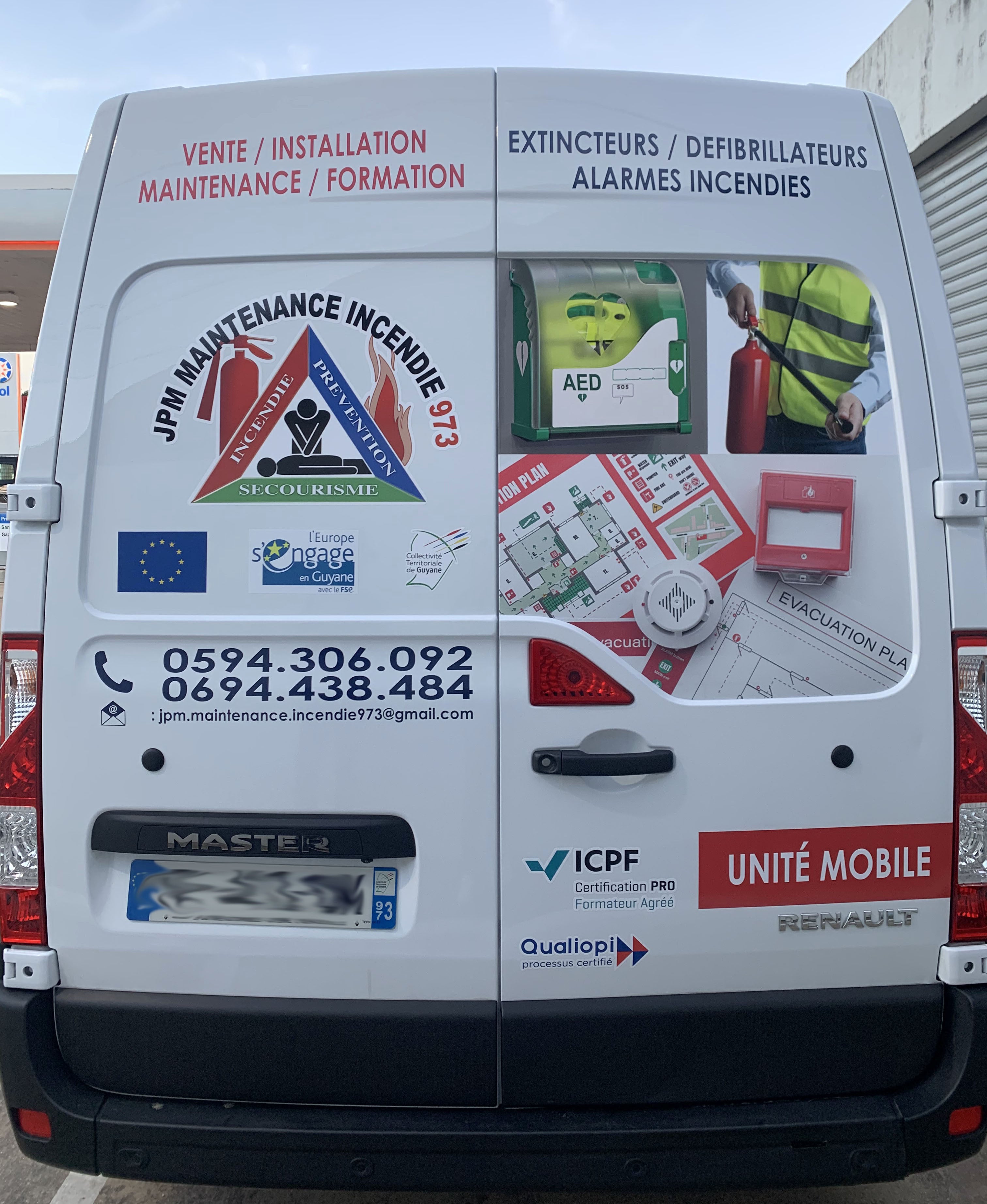 Marquage du véhicule utilitaire de JPM Maintenance Incendie