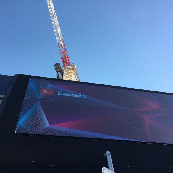 Hutchinson Builders - Sailtrack banner digitally printed2