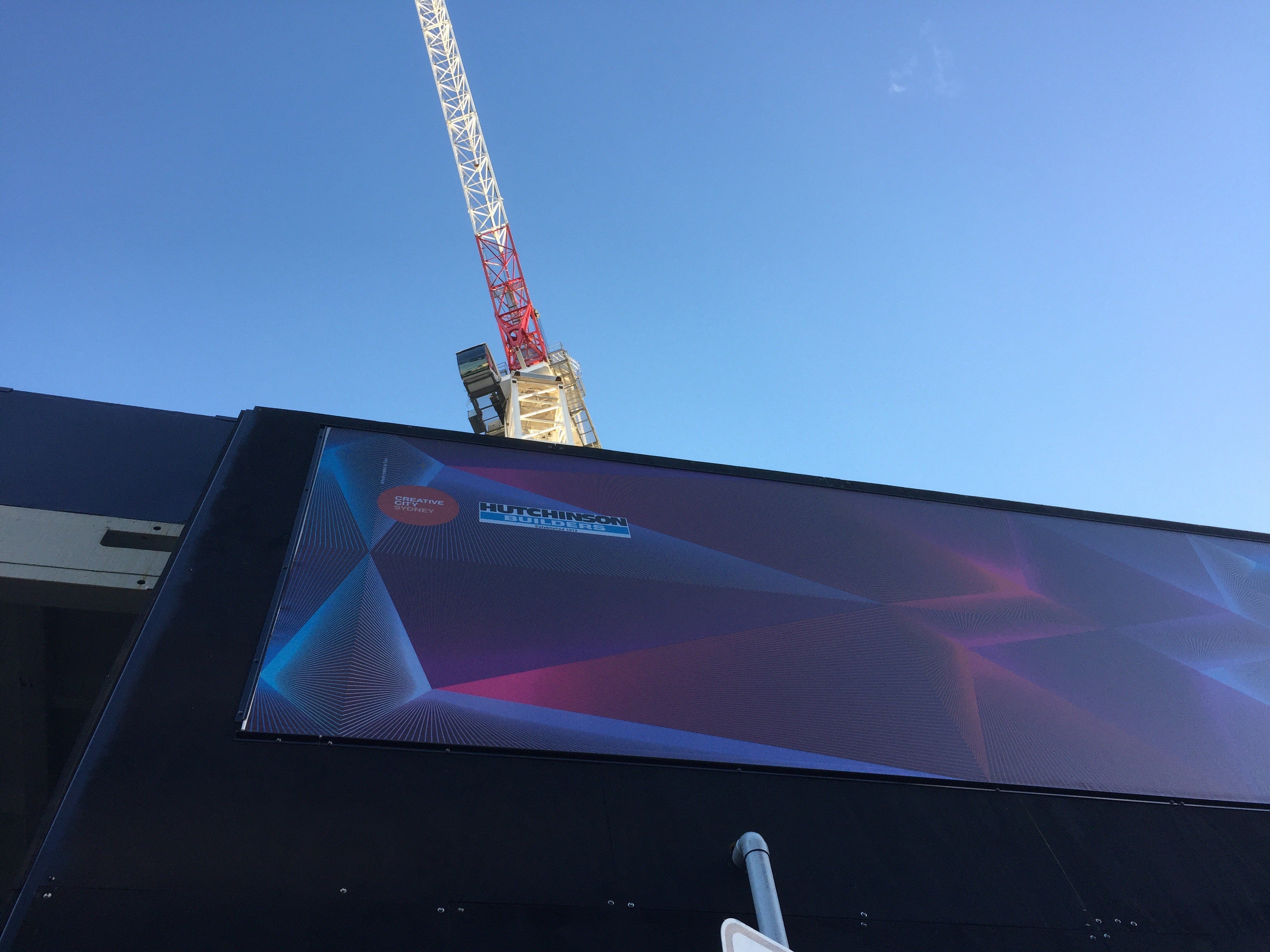 Hutchinson Builders - Sailtrack banner digitally printed2