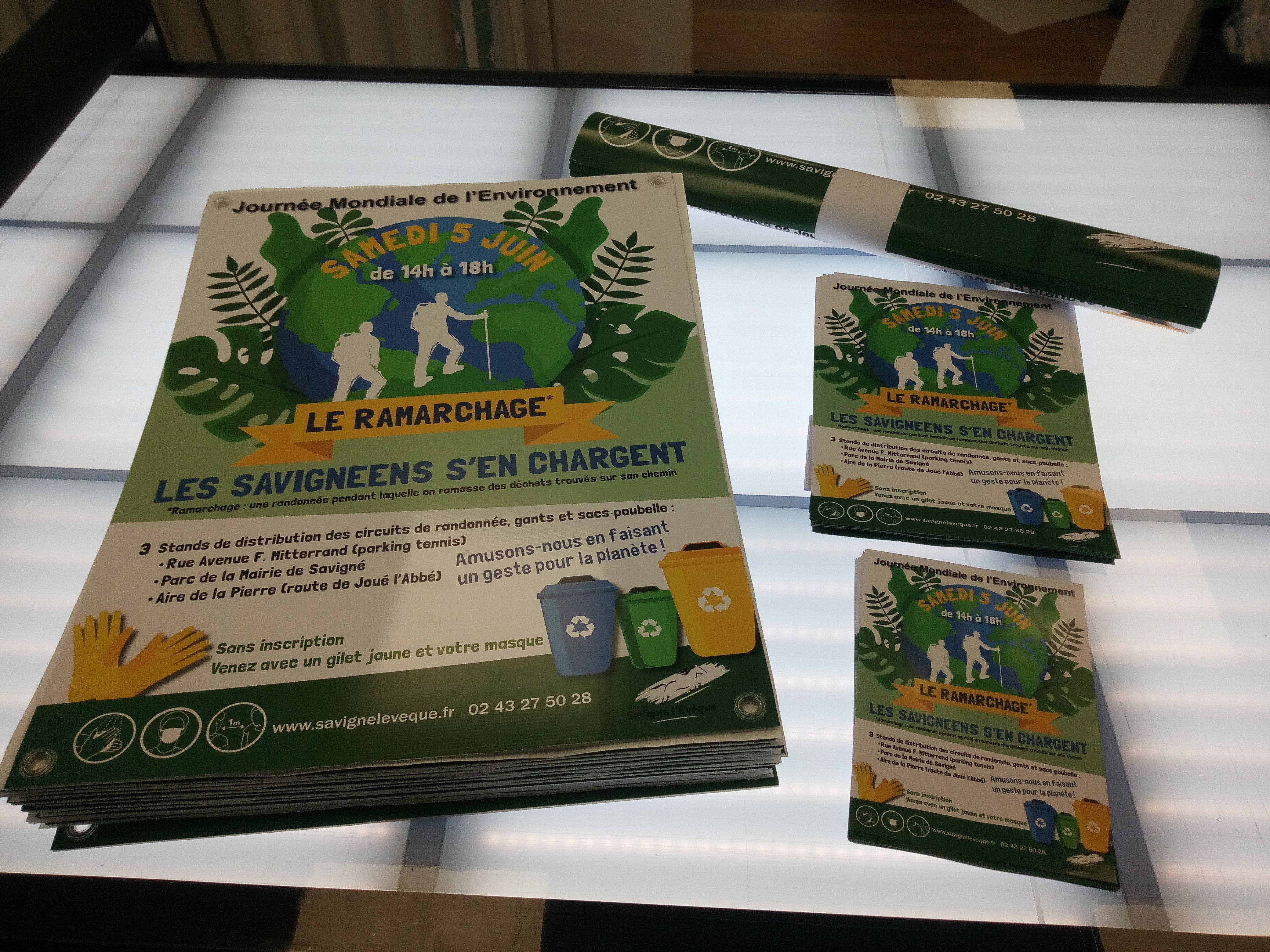 Impression d'Affiches et Panneaux Akylux pour la Journée Mondiale de l'Environnement par Signarama Le Mans