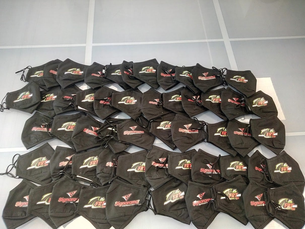 Marquage de Tee-shirts et Masques pour le Team FRT  116 réalisé par Signarama Le mans
