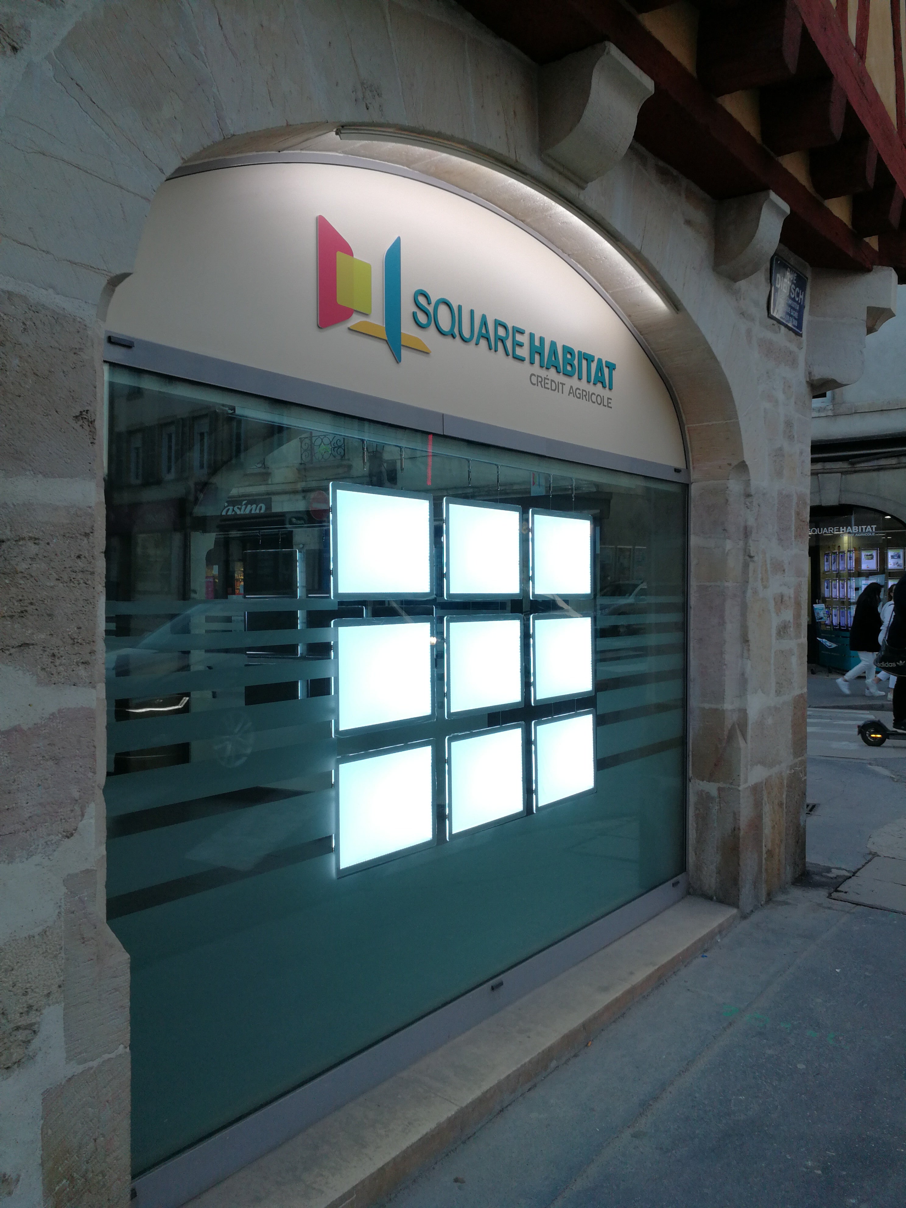 Cadre LED vitrine