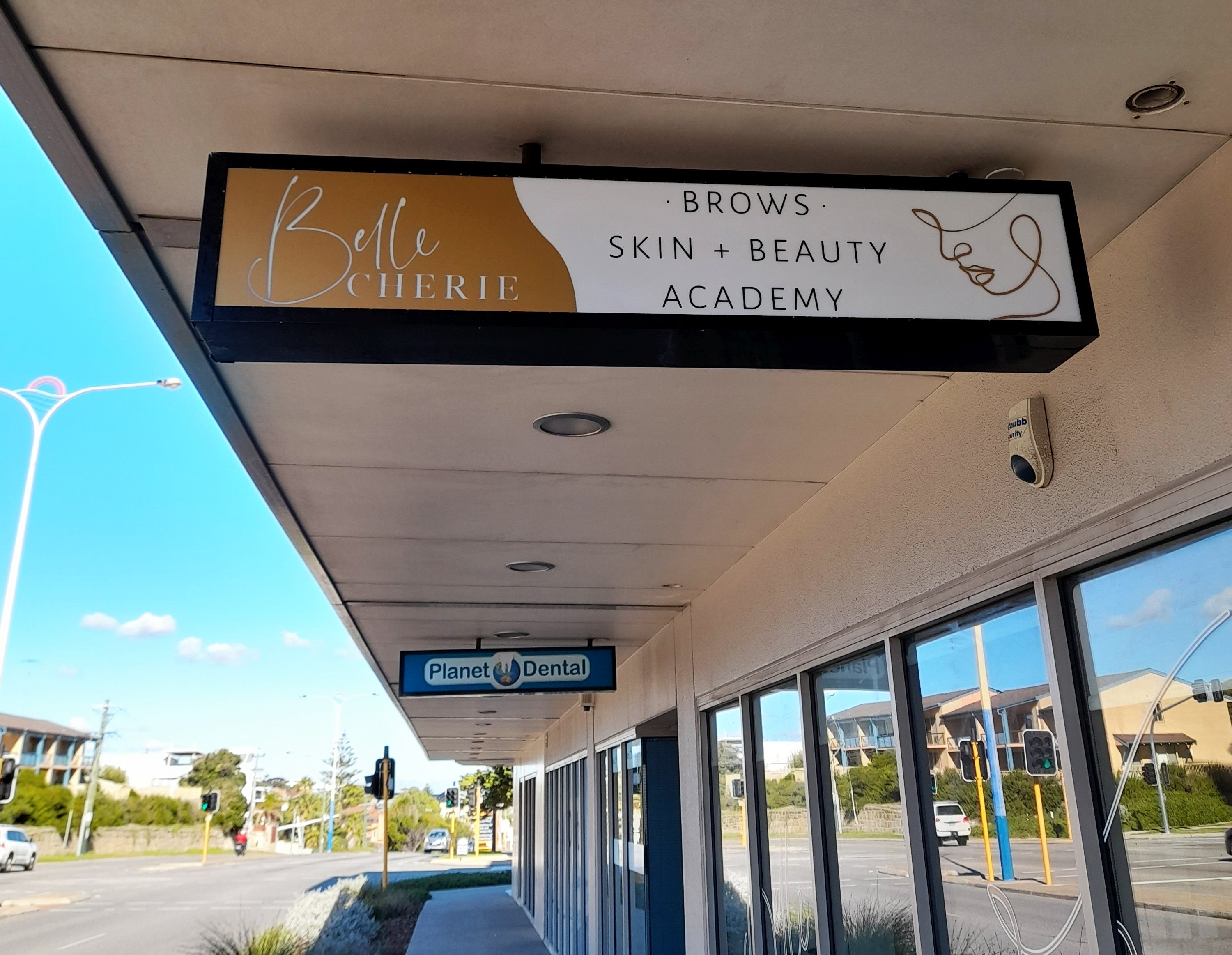 Belle Cherie Shop Signage