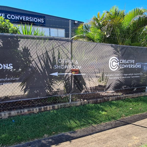 Mesh Banner