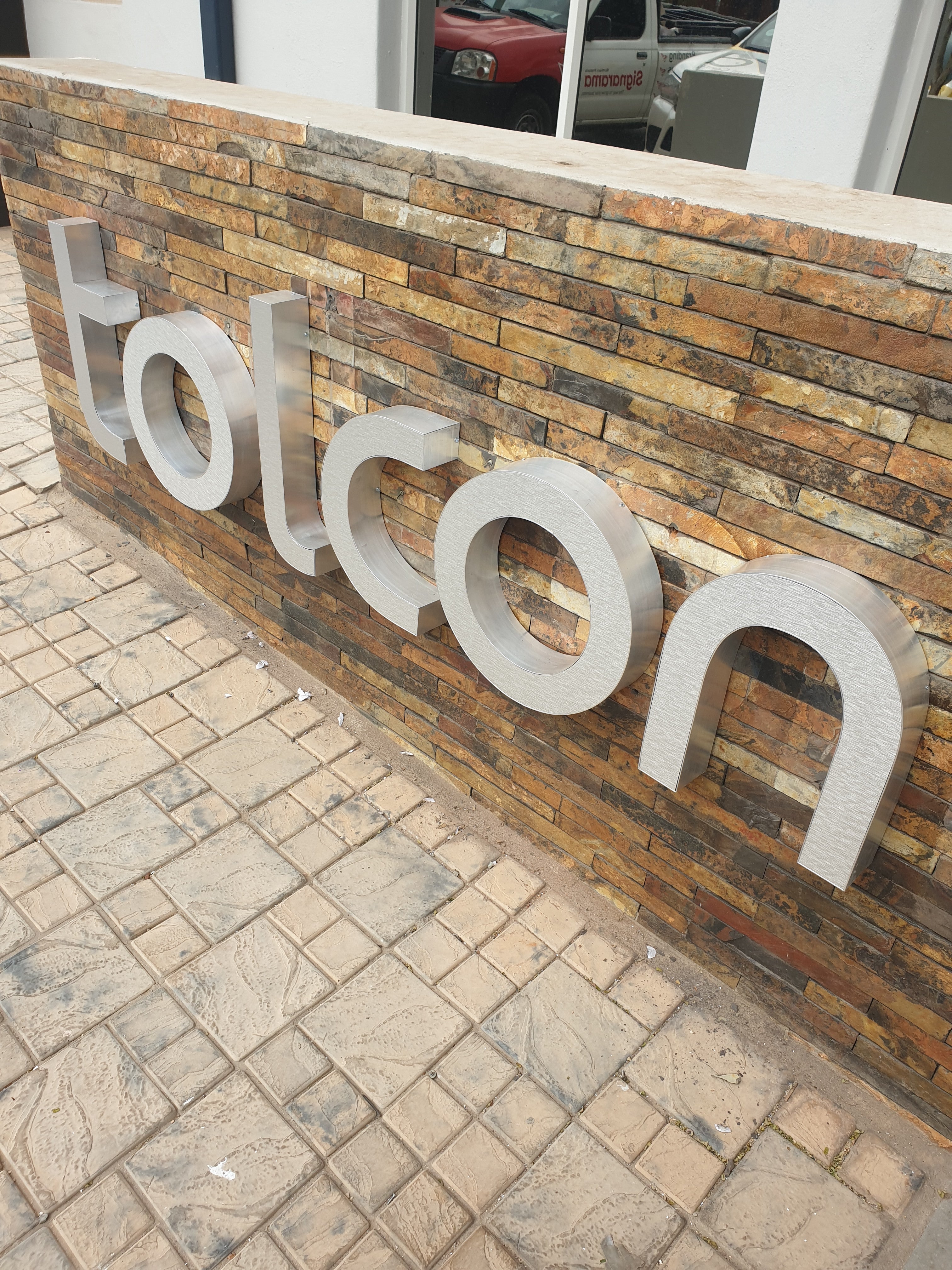 Tolcon - External & Internal Signage & Window Graphics