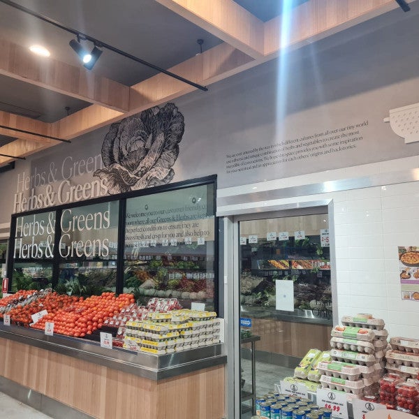 King Ananas Acrylic lettering and vinyl lettering - Signarama CBD South