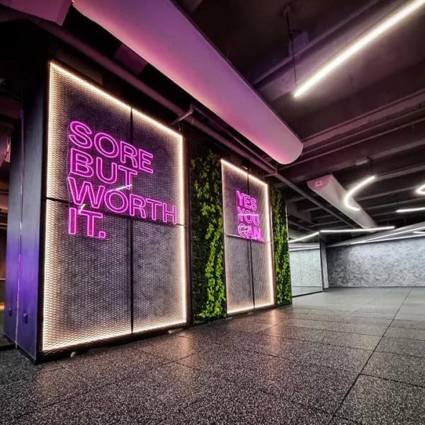 LED NEON, GYM, LIGHT BOX, MODERN SIGNAGE, COLOURFUL ILLUMINATED SIGNAGE