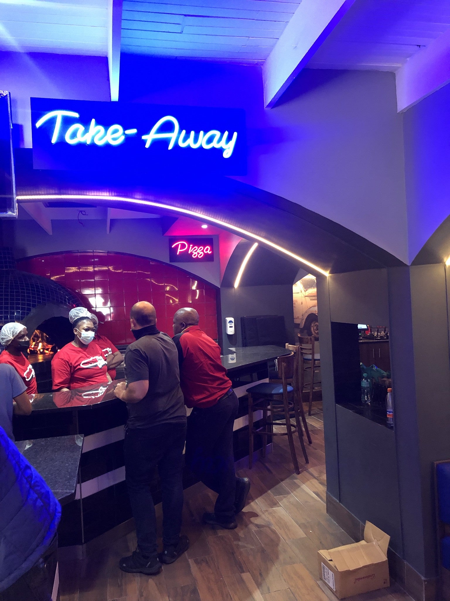 Grubhouse Restaurant - Complete Signage Solution