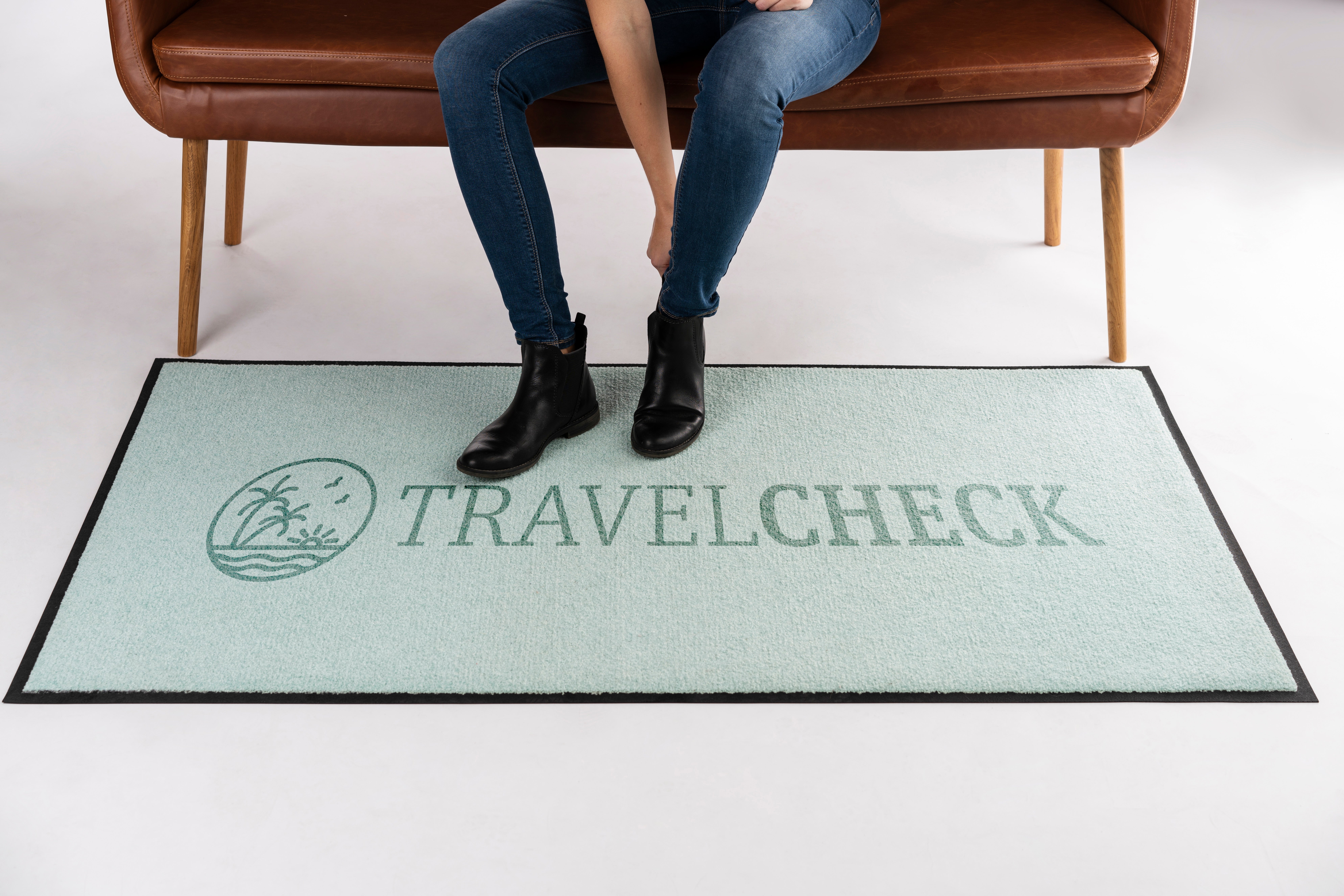LOGO SUR TAPIS EN FOLIE