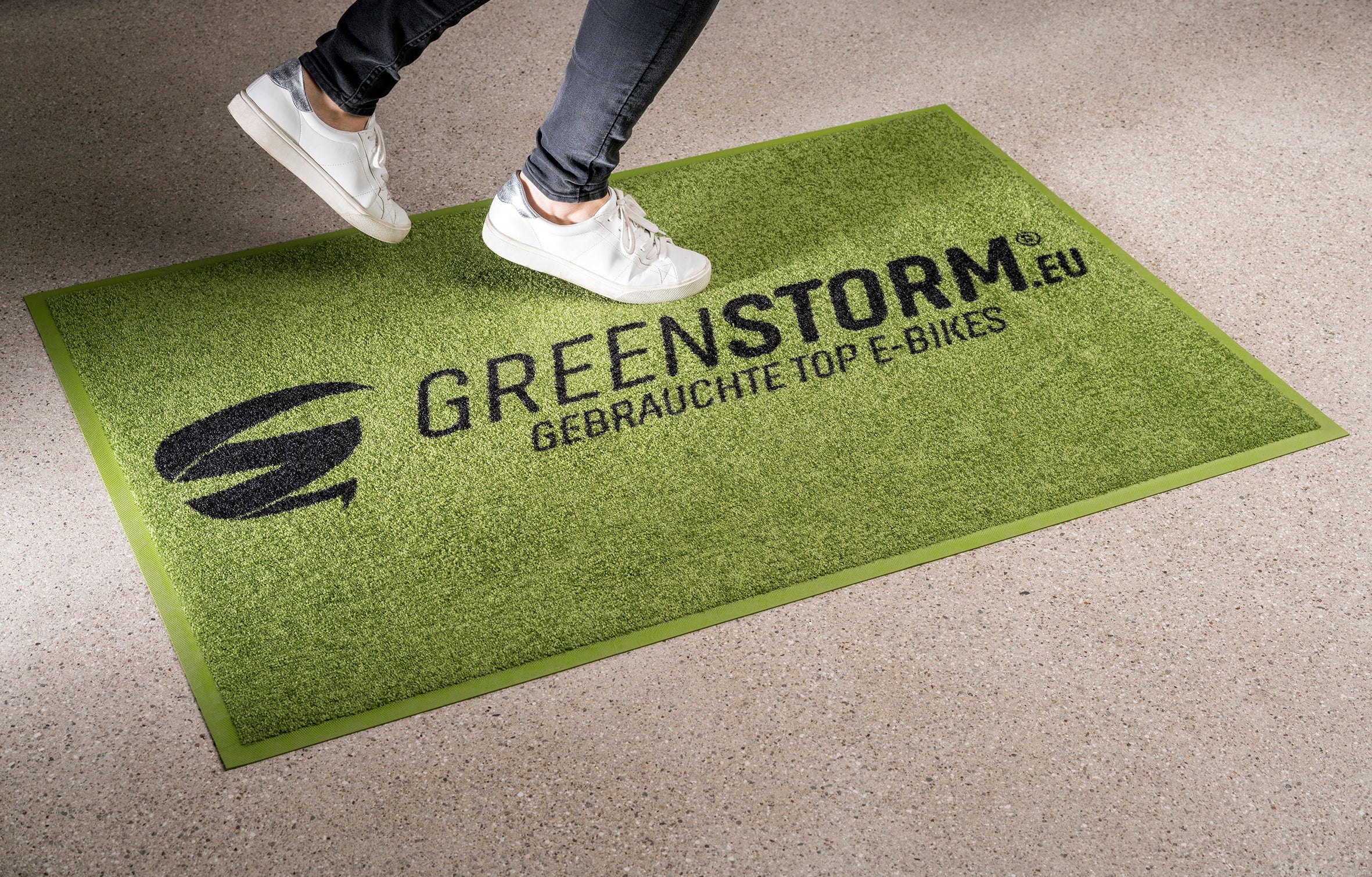 LOGO SUR TAPIS EN FOLIE