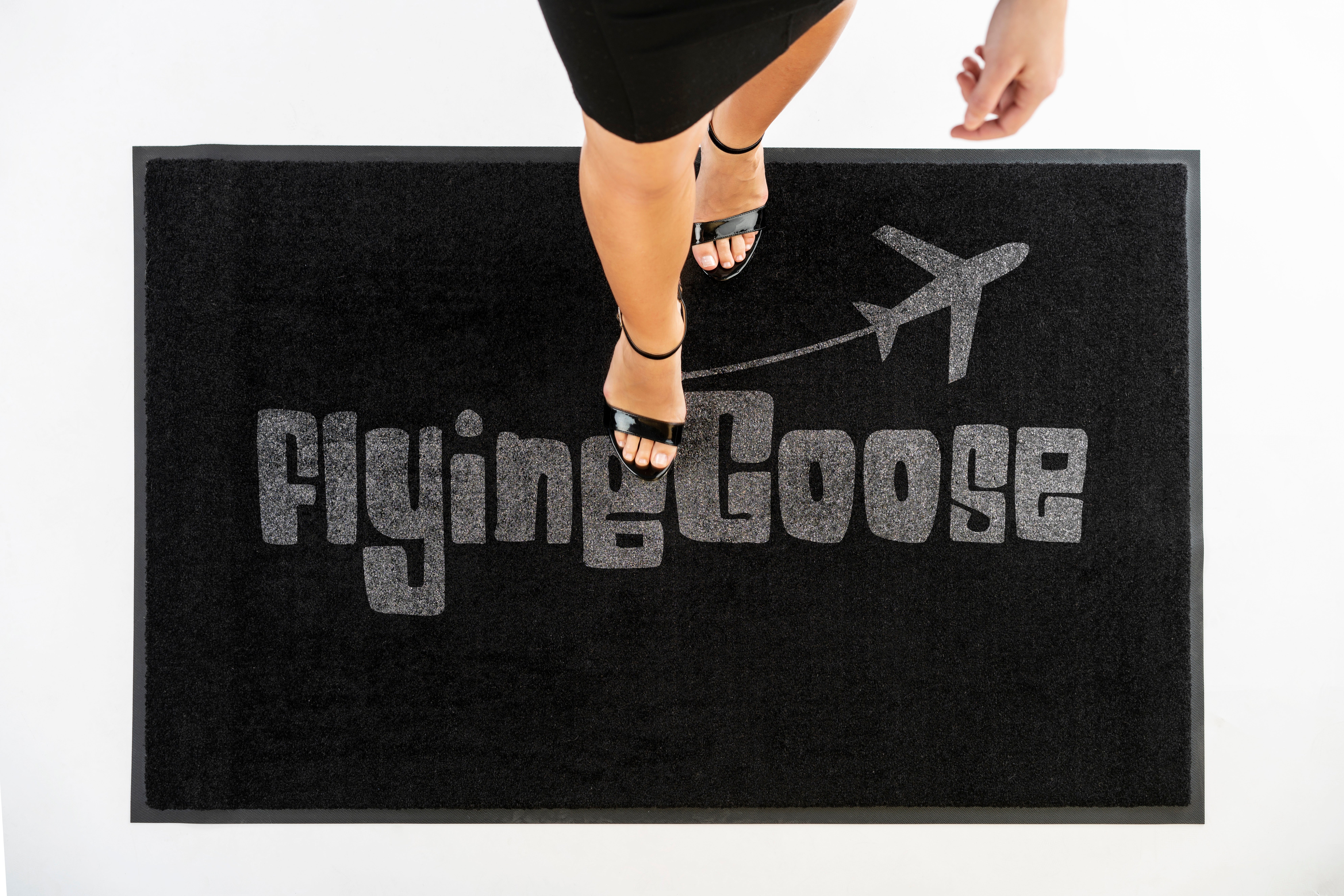 LOGO SUR TAPIS EN FOLIE