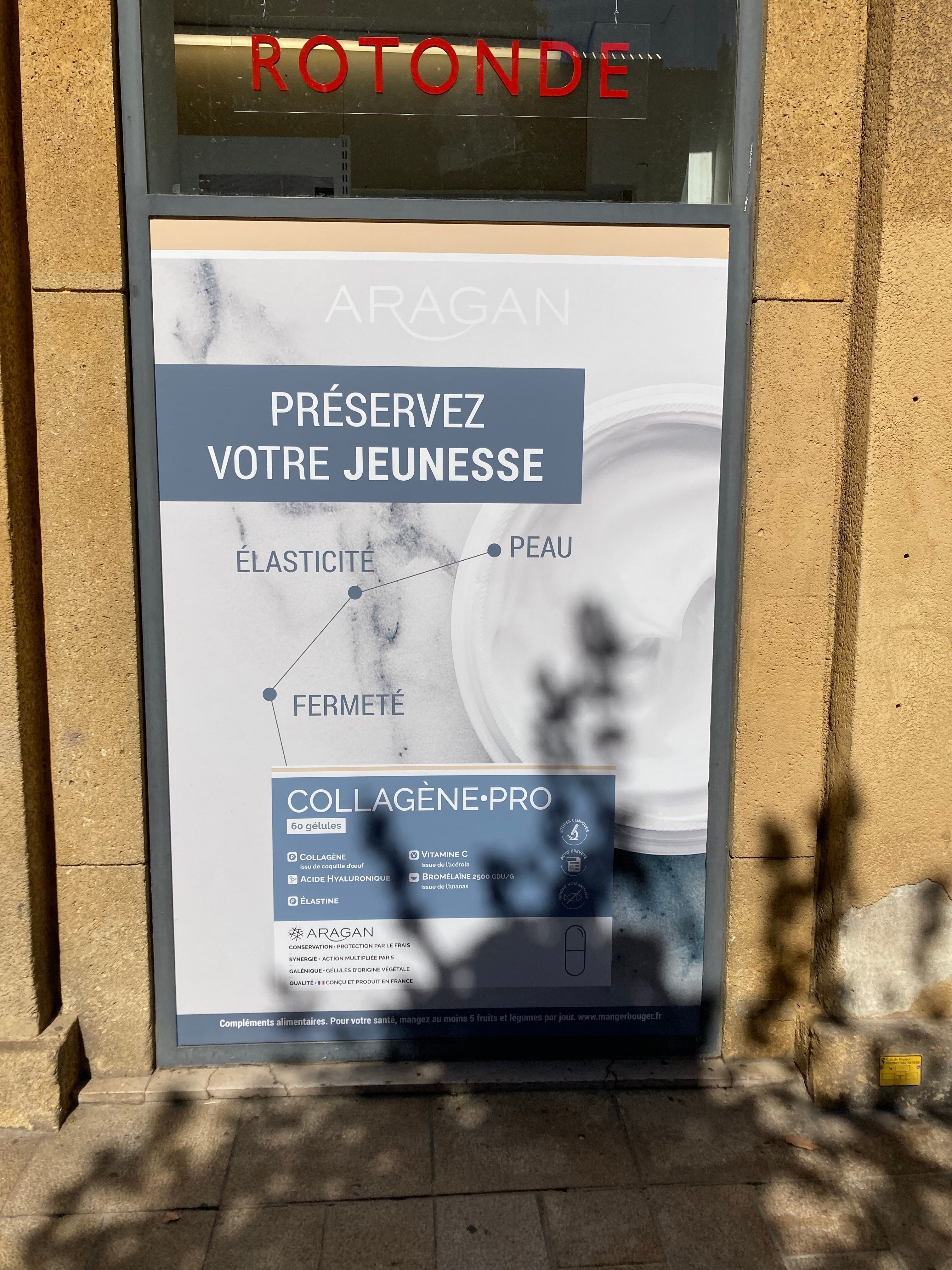 STICKER VITRINE POUR TOUS