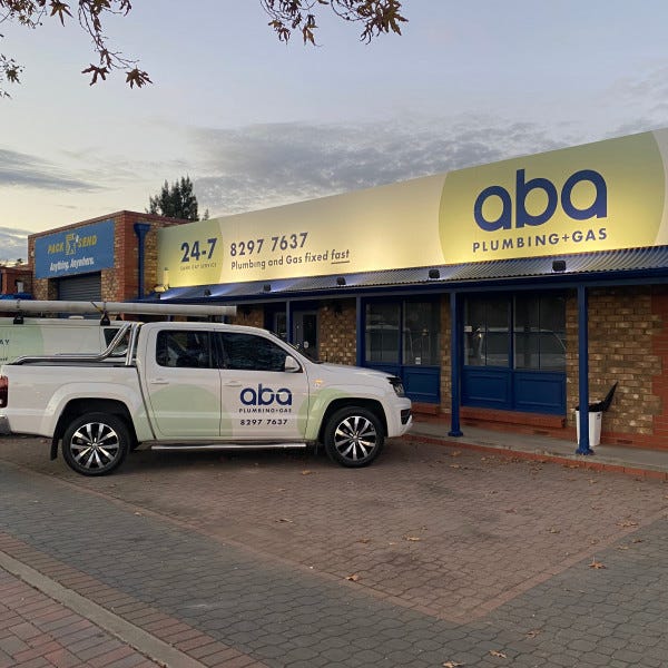 Building Signage and Vehicles for ABA Plumbing & Gas