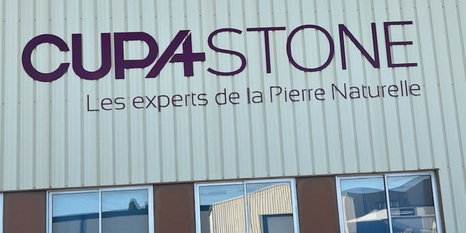 Lettres découpées