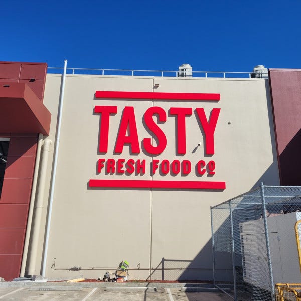 Signarama Helensvale Tasty Fresh 3D letters building sign