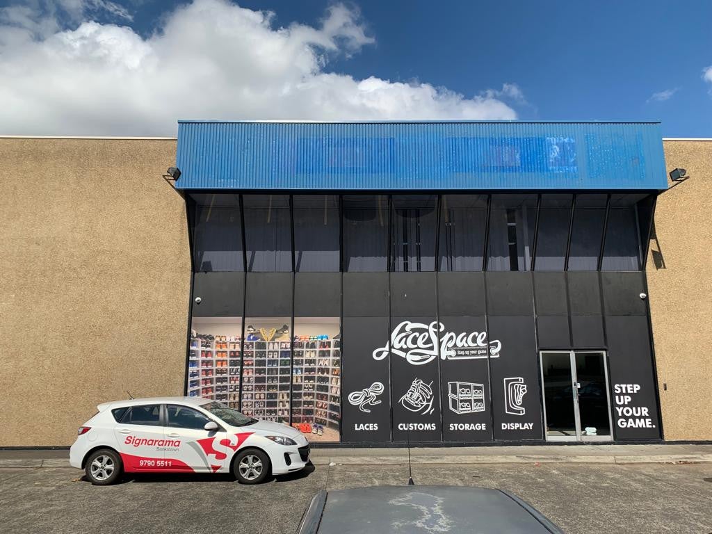 Advisori Lacespace - Window Graphics