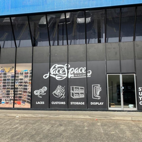 Advisori Lacespace - Window Graphics