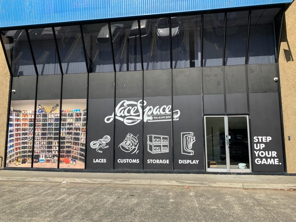 Advisori Lacespace - Window Graphics