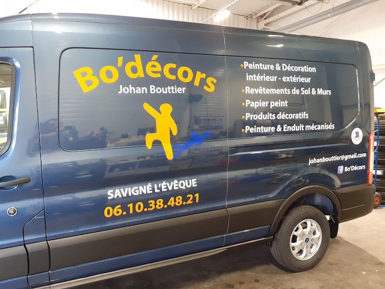 Habillage d'un véhicule pour Bo'décors installé sur Savigné L'évêque par Signarama Le Mans