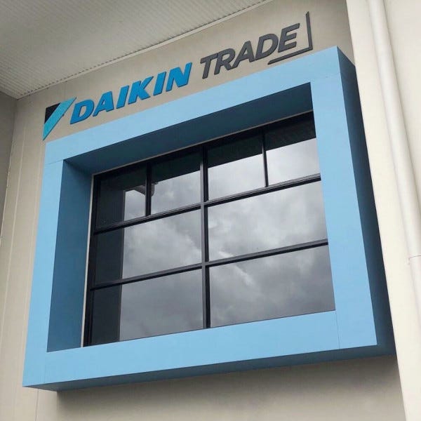 2Pac Paint Daikin Trade Custom Signage