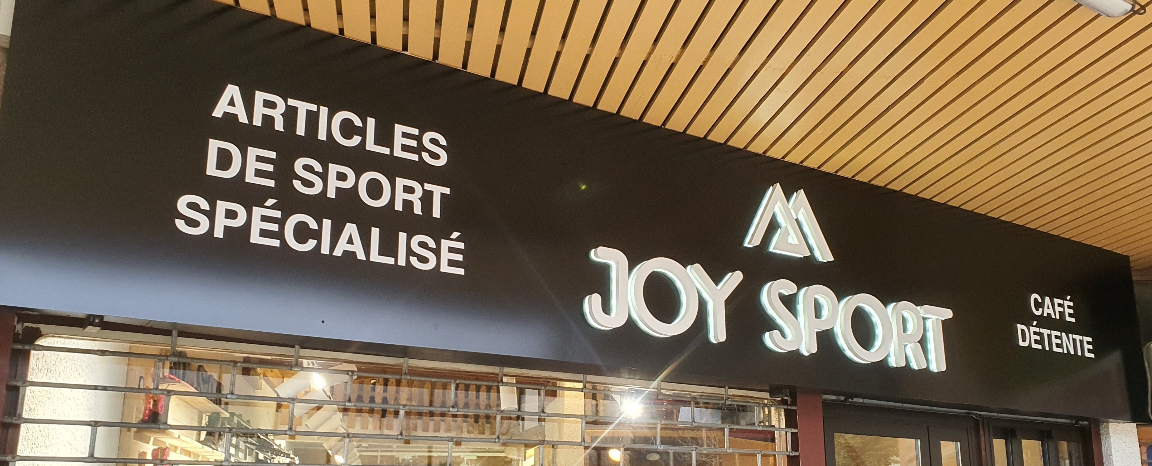 ENSEIGNE LUMINEUSE RELIEF - FLOCAGE VEHICULE