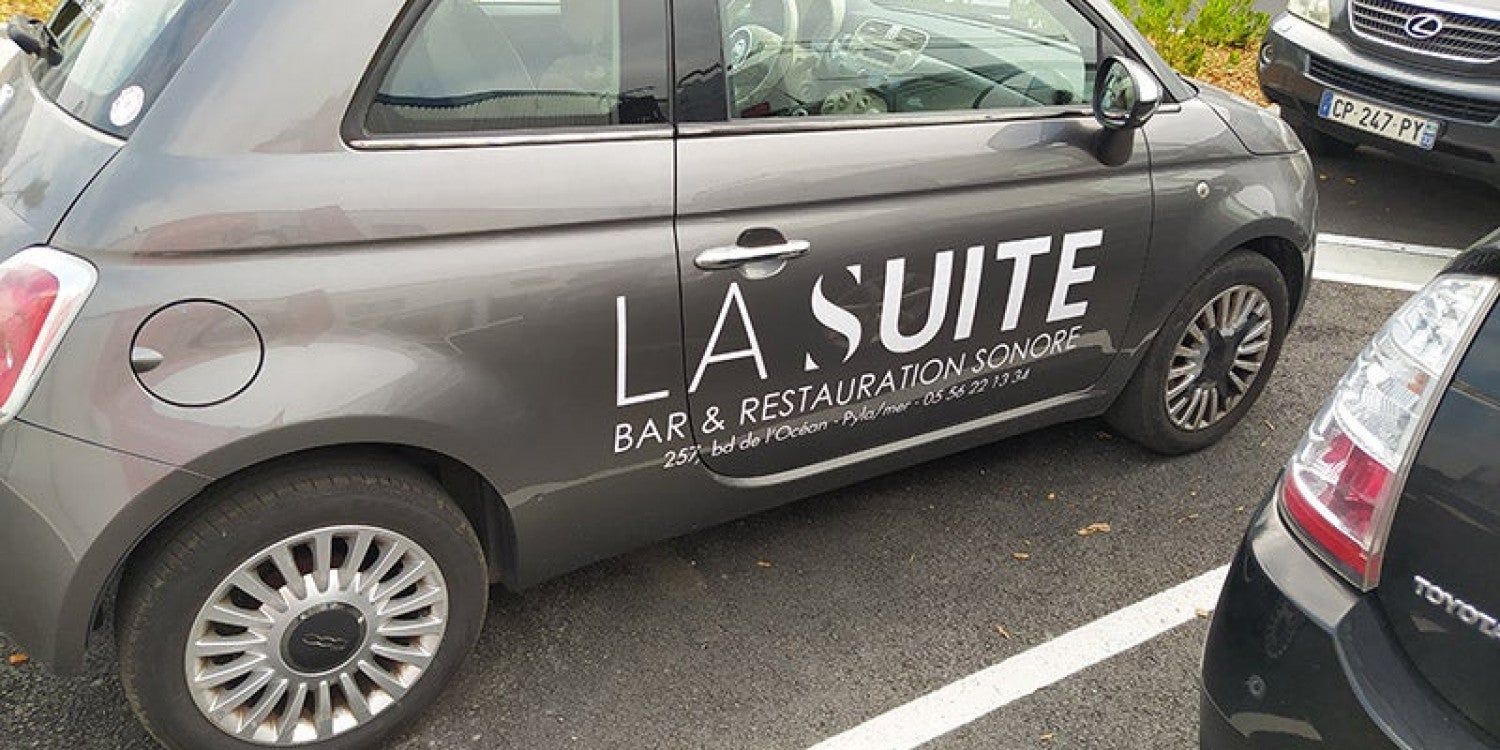 Lettrage véhicule