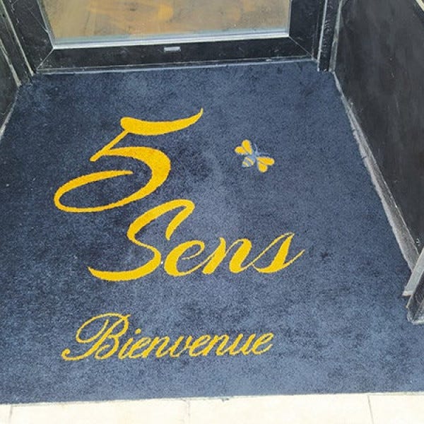 #Tapis Tapisprublicitaire #Marquage