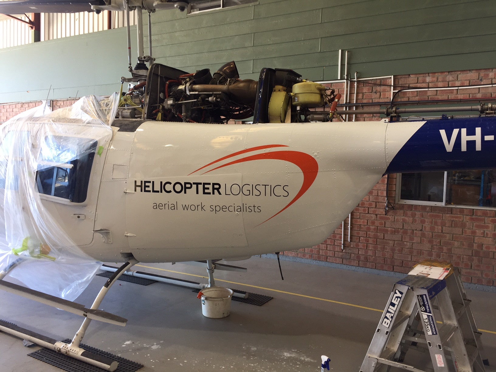 Aviation Graphics & Signs